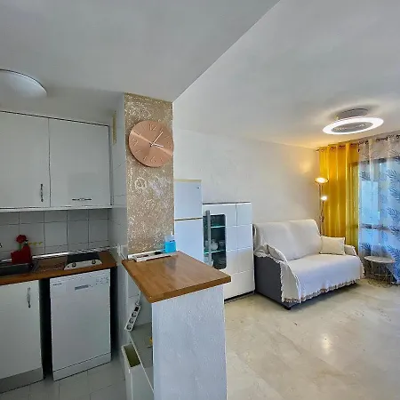 Luxbenidorm Apartamento *