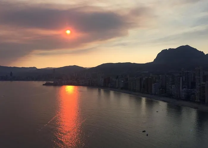 Luxbenidorm アパート